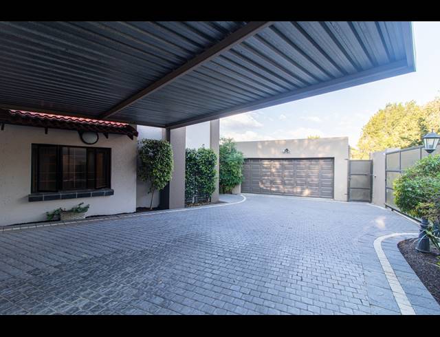 4 BEDROOM CLUSTER FOR SALE IN LONEHILL